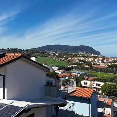 Apartment M390 - Marcelli, Deliziosa Villetta Vista Mare *